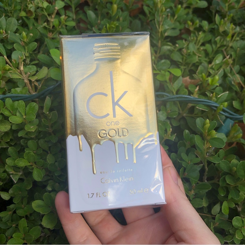 CK One Gold by Calvin Klein Eu de Toilette Spray 1.7 fl oz